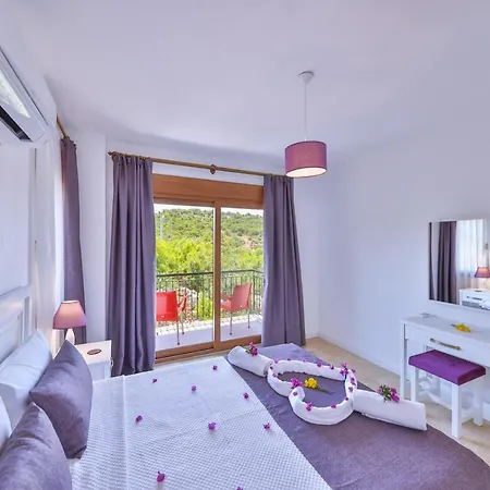 W Private Pool Surrounded By Nature In Вилла *