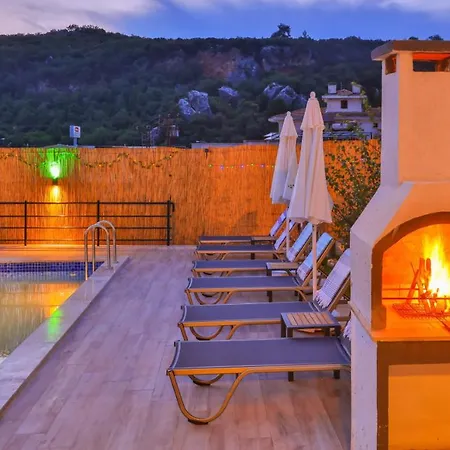 W Private Pool Surrounded By Nature In