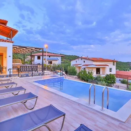 Вилла W Private Pool Surrounded By Nature In