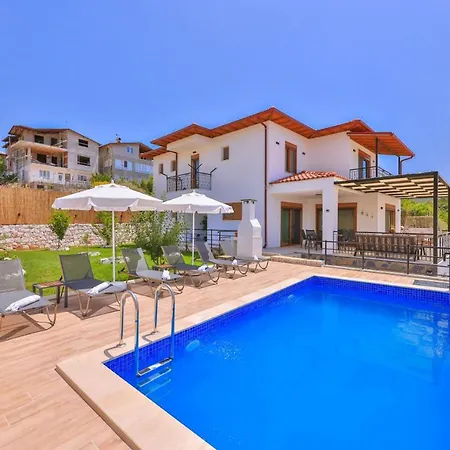 W Private Pool Surrounded By Nature In Willa